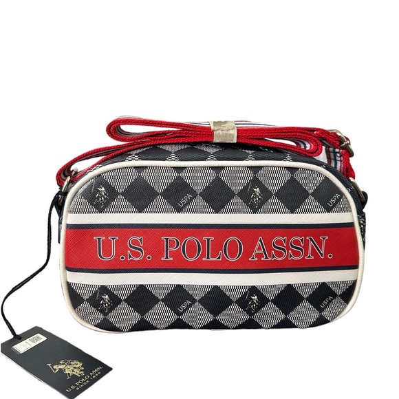 U.S Polo Assn Lack & Red Medium Crossbody Bag BNWT - Picture 1 of 3